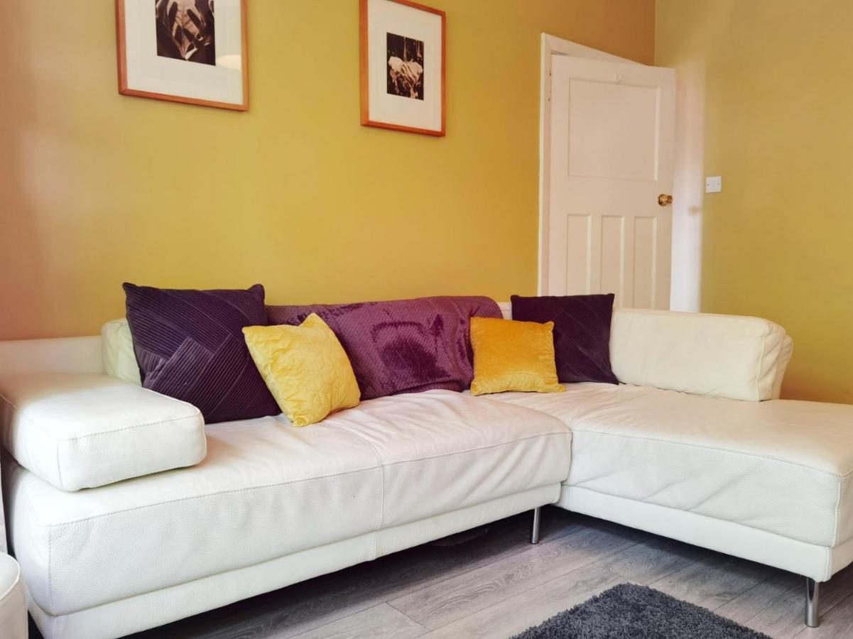 Perry Road, Beautiful Large House Available For Guests And Contractors Parking Wifi Villa Nottingham Dış mekan fotoğraf