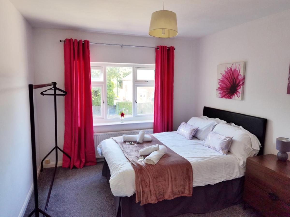 Perry Road, Beautiful Large House Available For Guests And Contractors Parking Wifi Villa Nottingham Dış mekan fotoğraf
