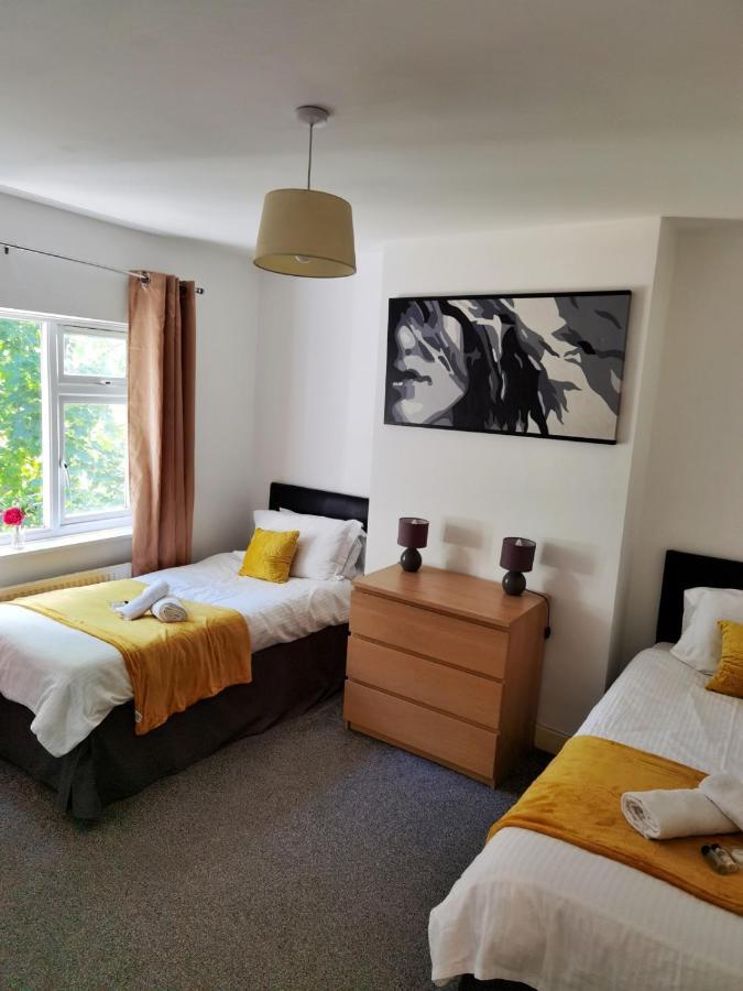 Perry Road, Beautiful Large House Available For Guests And Contractors Parking Wifi Villa Nottingham Dış mekan fotoğraf